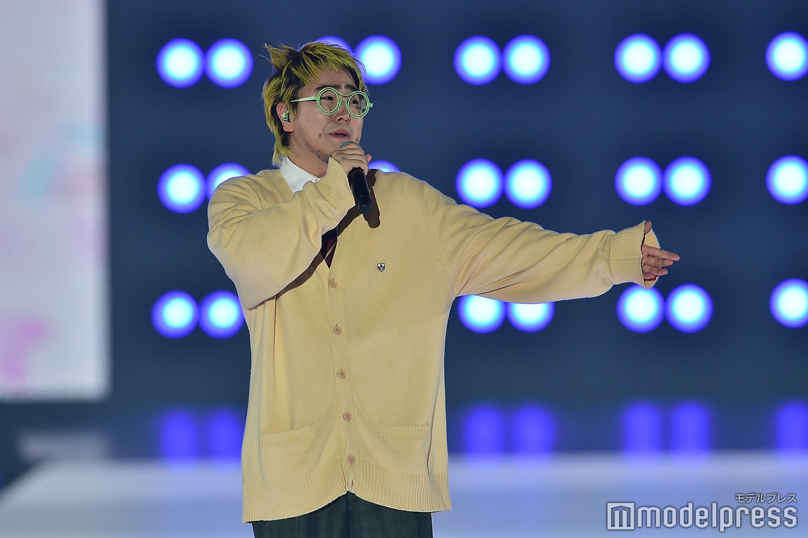 こっちのけんと（C）モデルプレス