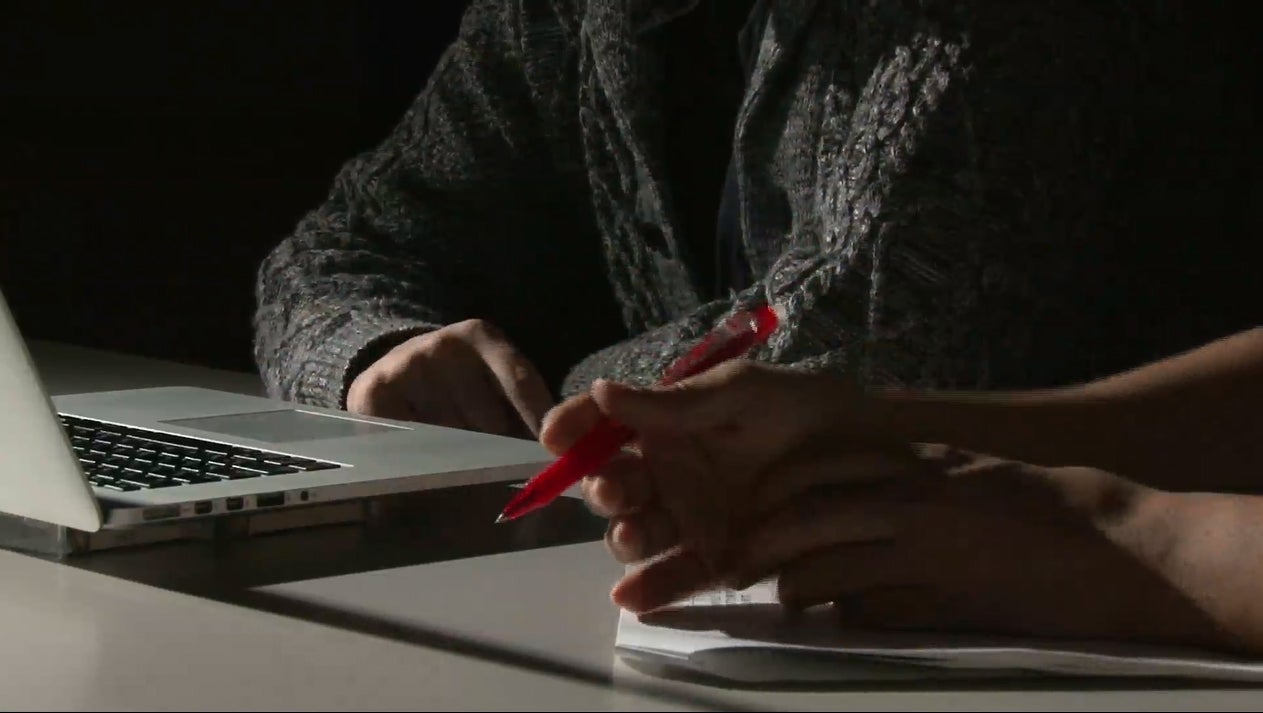 “裏アカ流出”現役アイドル・石井もえが赤裸々告白　壮絶体験明かす