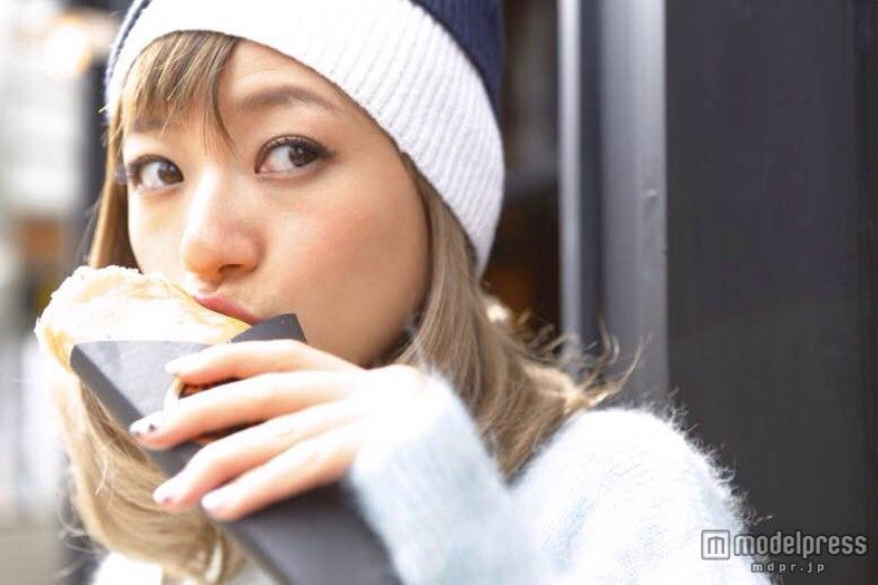 ナチュラルな美貌で魅了する伊藤千晃／スタイルブック「made in C」（4月17日発売）より