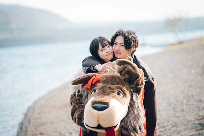 吉田伶香、綱啓永「恋とオオカミには騙されない」(C)AbemaTV, Inc.