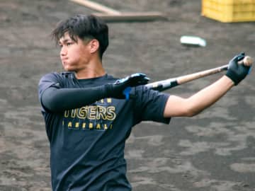 阪神 野手転向の西純は激動の1年 野手として初のキャンプは「充実感」 外野手登録の育成選手として再スタート