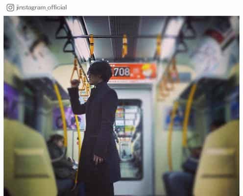 赤西仁、“何年かぶり”の電車利用に「オーラがすごい」「かっこよすぎて違和感」と話題