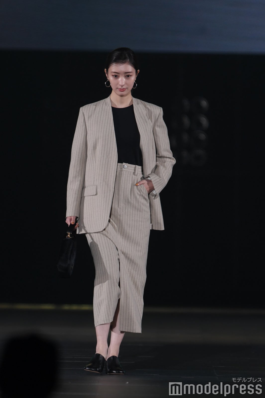 （C）モデルプレス