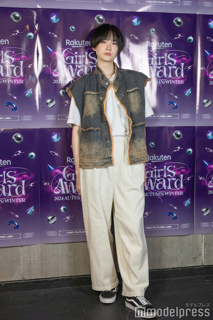 尾碕真花(C)モデルプレス