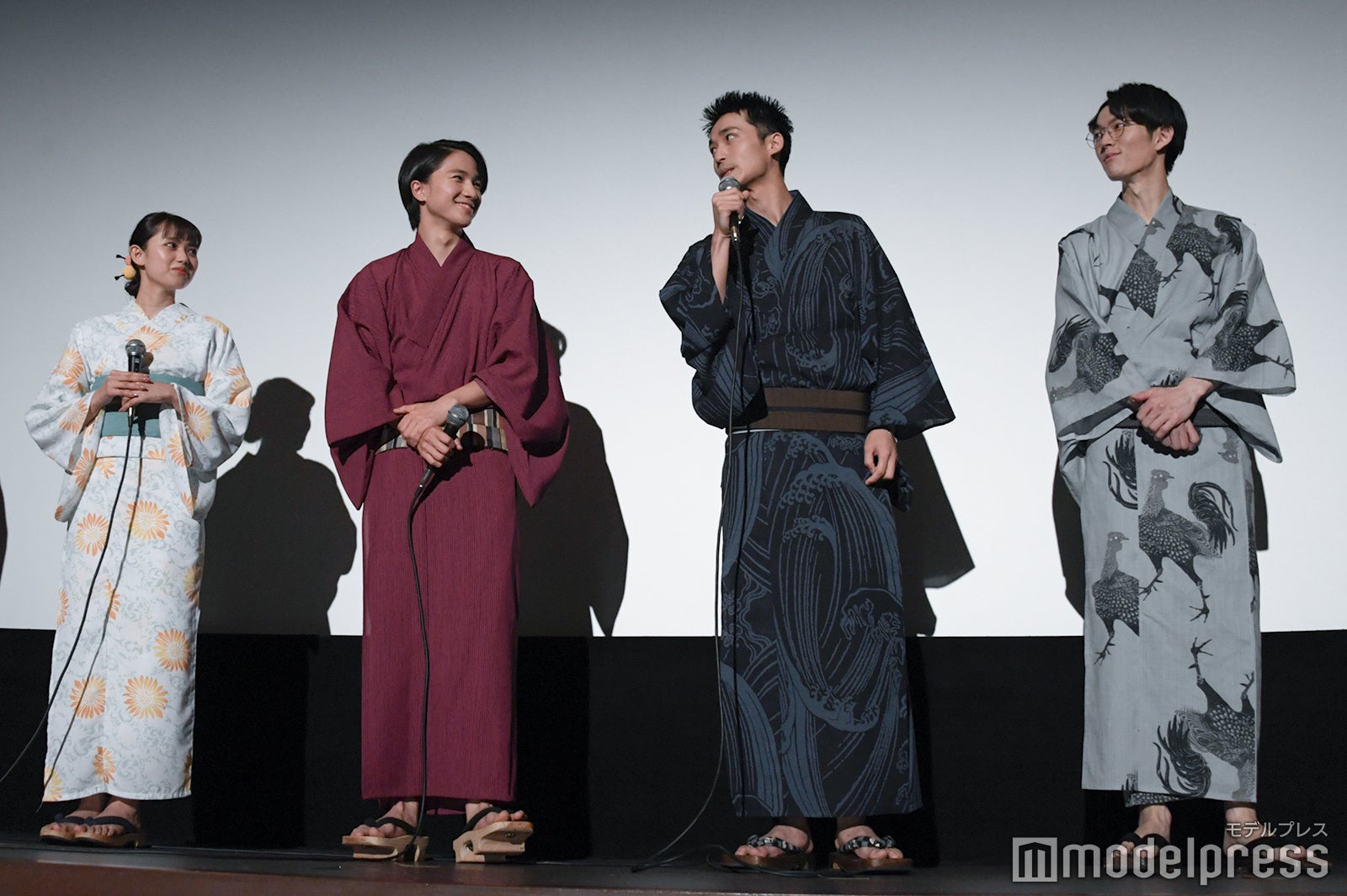 （左から）黒崎レイナ、木戸大聖、上野凱、和田雅成 （C）モデルプレス