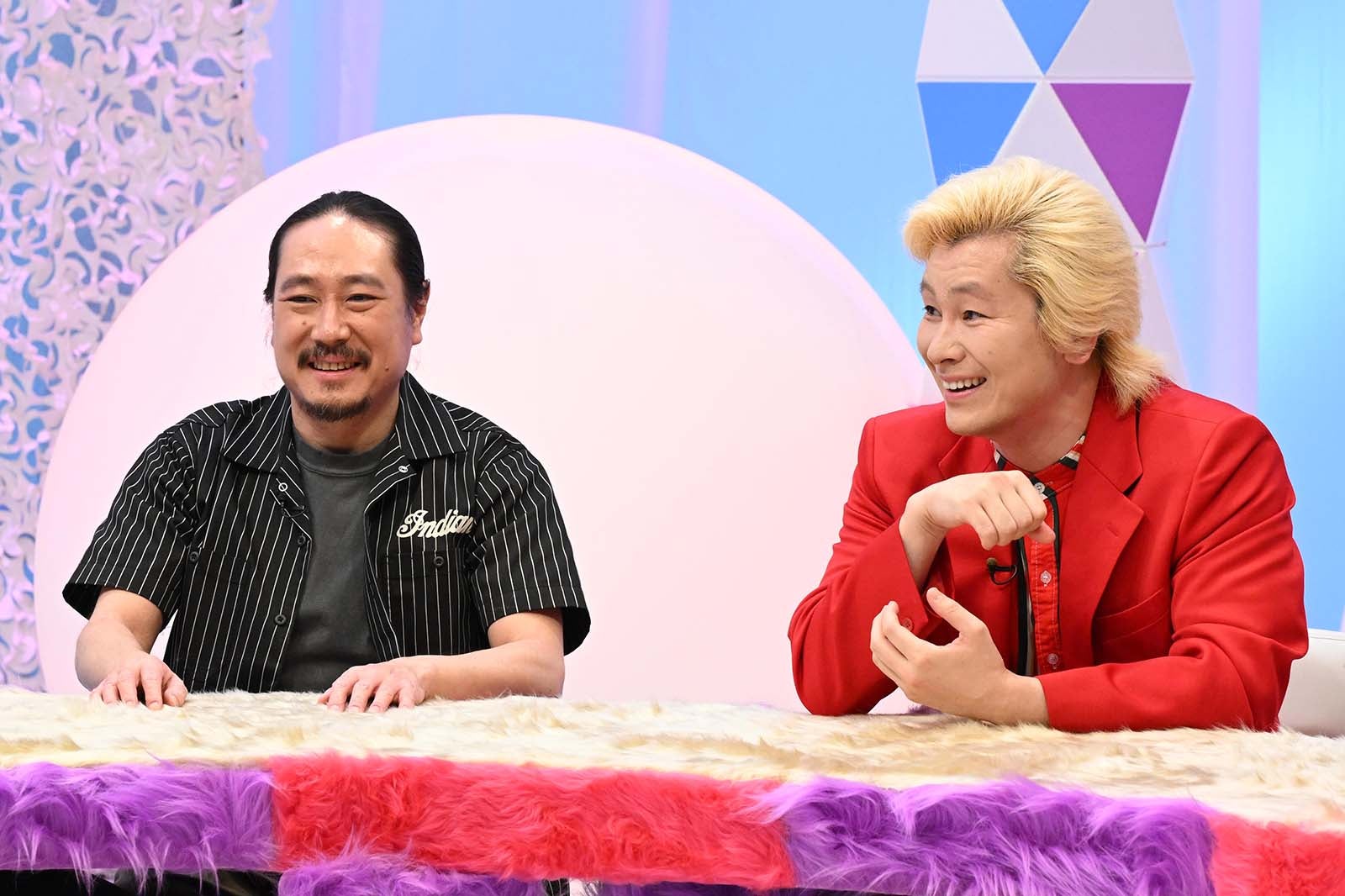 西田幸治、カズレーザー（C）読売テレビ・日本テレビ