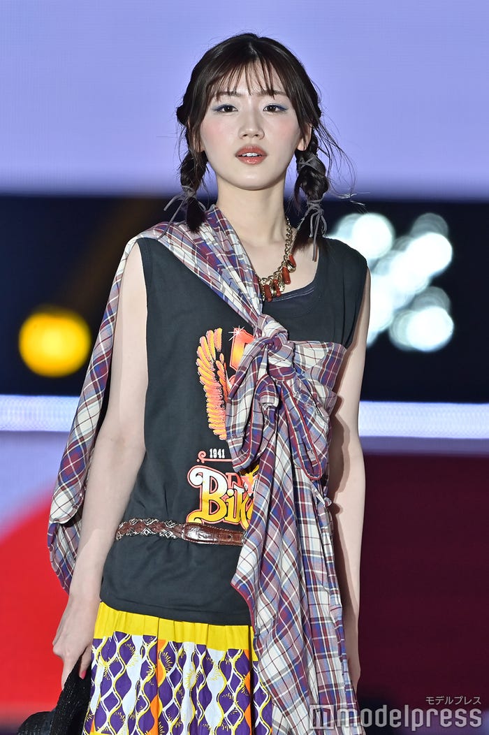 佐々木美玲(C)モデルプレス