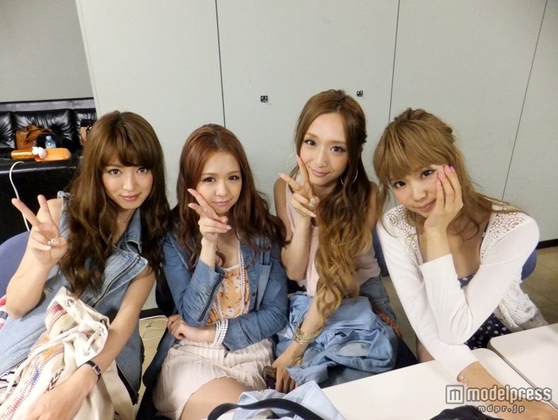 ＜雑誌「JJ」専属ブロガーモデルの“ブロモ女子会”Vol．4＞どんよりしちゃうこの季節！梅雨だからこそできるお洒落ファッション！！