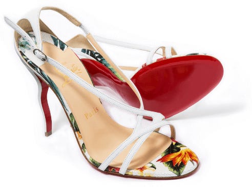 SANDALS¥128,520(税込)(C)TOPLOG