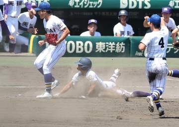 天理・永井 甲子園2度出場した兄超えの夢は続く まだ2年生「戻ってきて日本一になりたい」 