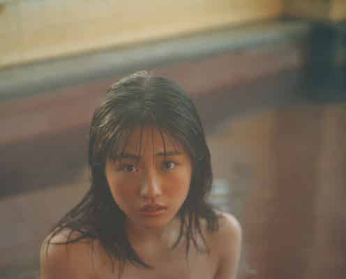 石田桃香、SEXY入浴ショット公開 妖艶な色気醸す