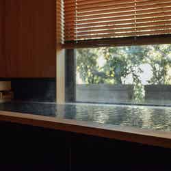 ベッカ イズ/提供画像