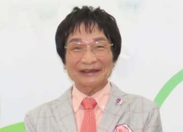 「夢かと思った」「理解が追いつかない笑」「ホラーすぎるってw」尾木ママが土に埋められたオフショに衝撃【相席食堂】