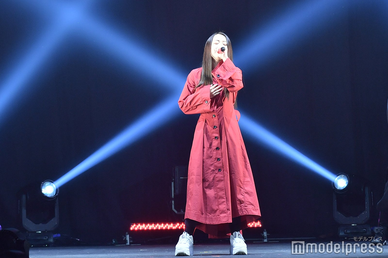 荒井麻珠（C）モデルプレス