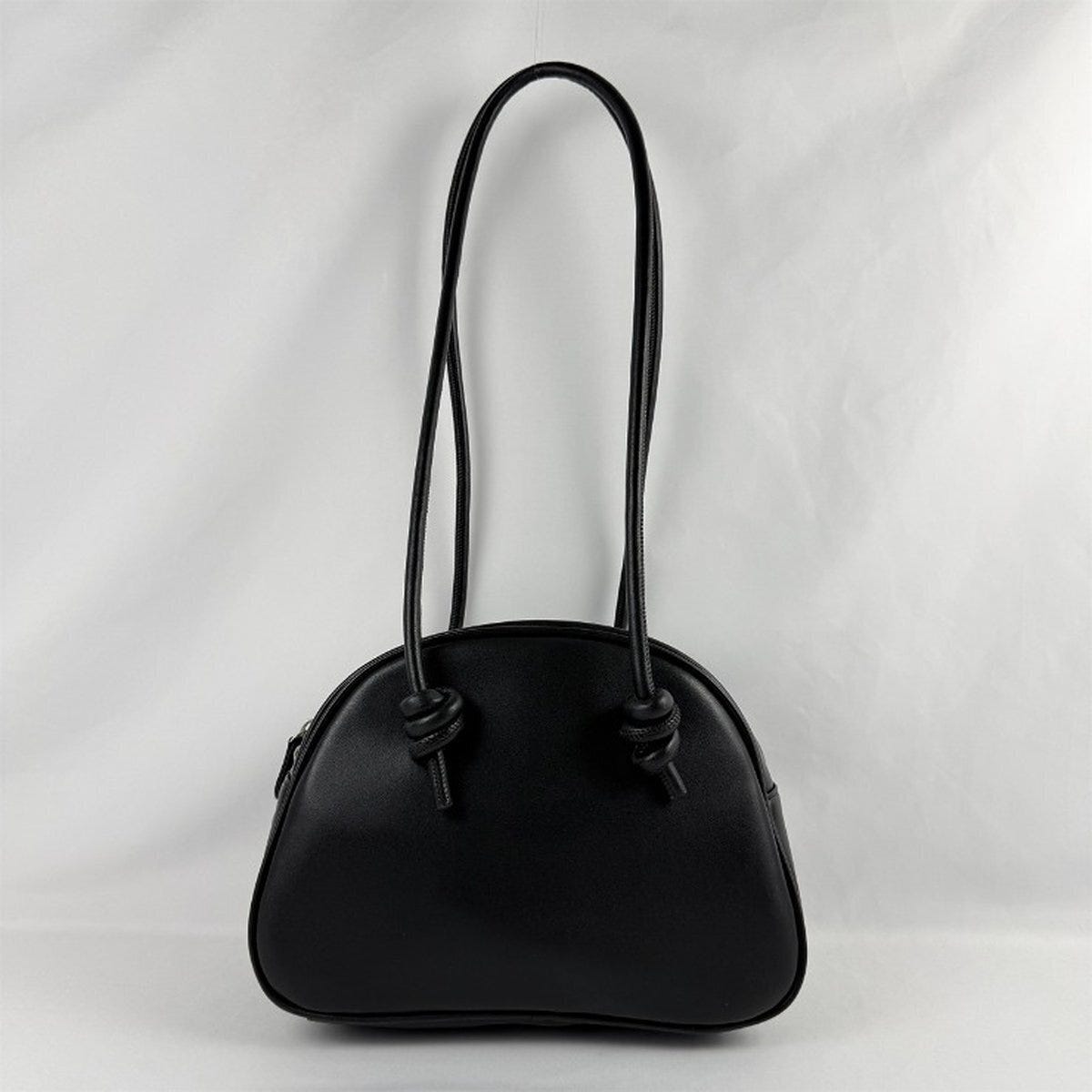 しまむらのボストンバッグ（daaco）