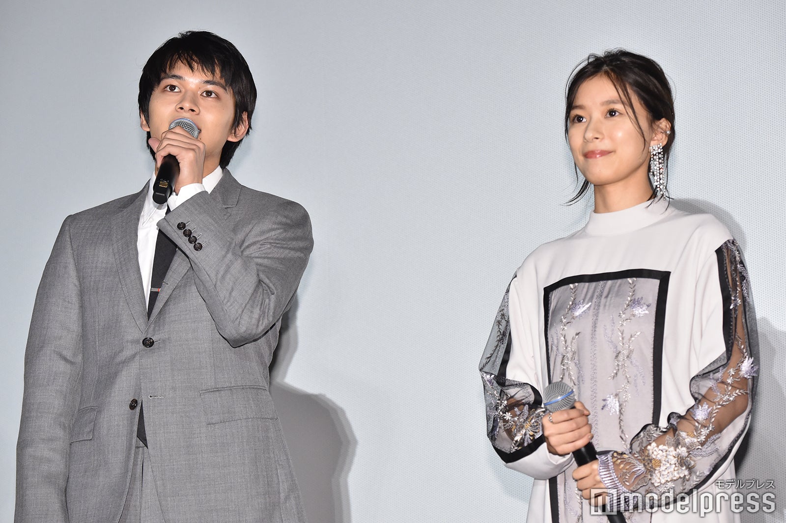 北村匠海、芳根京子（C）モデルプレス