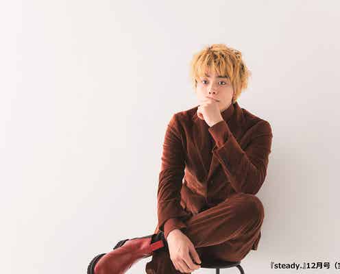 菅田将暉、金髪姿で登場 恋のアドバイスも