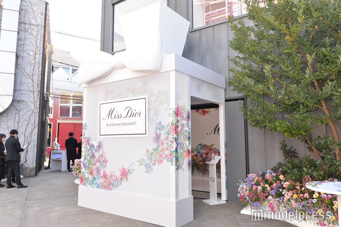 DIOR BLOOMING LOVE GARDEN -ディオール ブルーミング ラブ ガーデン- (C)モデルプレス