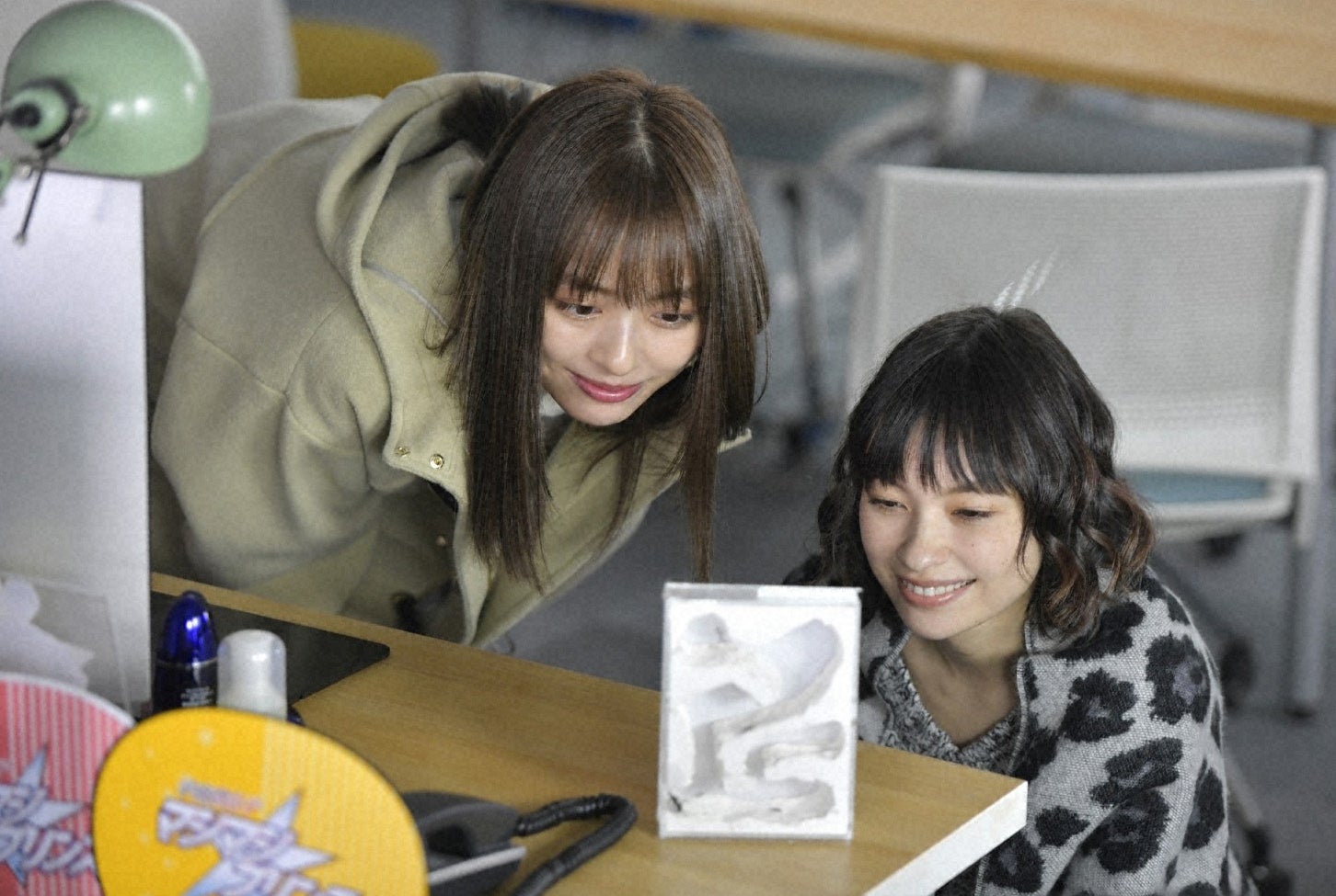 内田理央、太田莉菜／「来世ではちゃんとします」第7話より（C）「来世ではちゃんとします」製作委員会