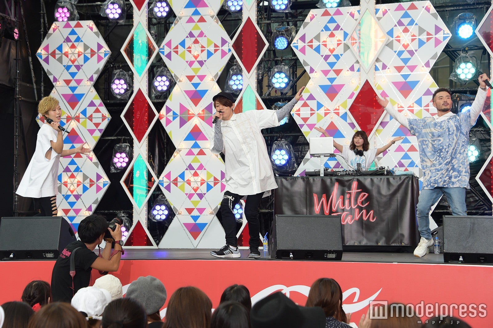 WHITEJAM＆りこぴん（C）モデルプレス