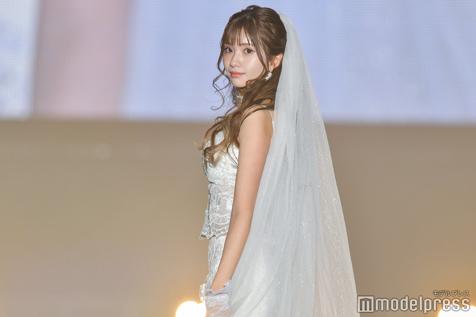 （C）モデルプレス