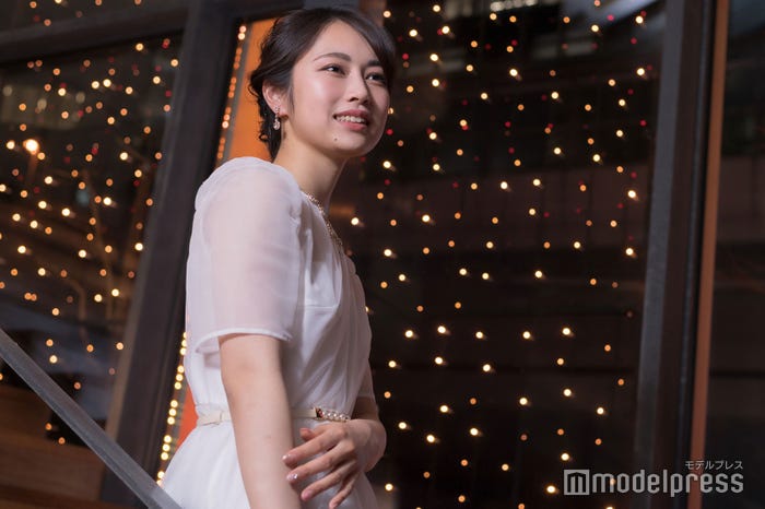 青野さくらさん(C)モデルプレス