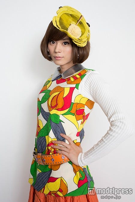 女装をしている菅田将暉