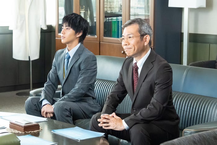 醍醐虎汰朗、マギー「D&D 〜医者と刑事の捜査線〜」第3話(C)「D&D ~医者と刑事の捜査線~」製作委員会