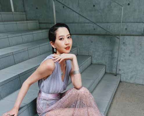 河北麻友子、SEXYドレス姿で美脚披露「脚長すぎる」と絶賛の声