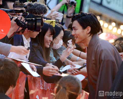 野村周平、“右往左往”のファンサービスに黄色い歓声「こういう時にしか…」