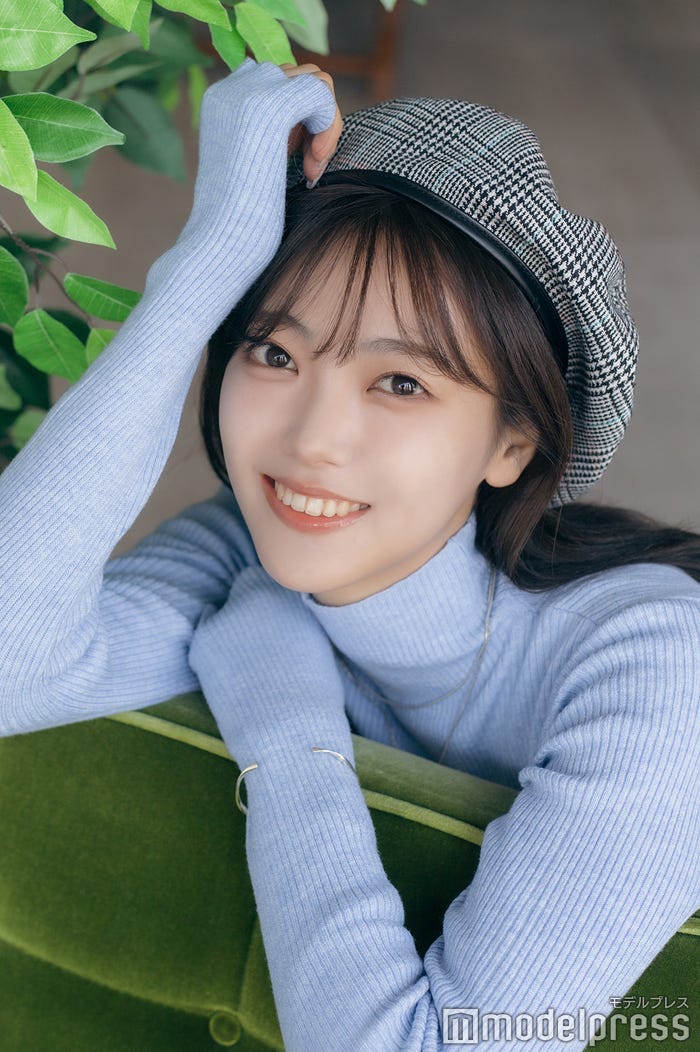 秋山理湖さん(C)モデルプレス