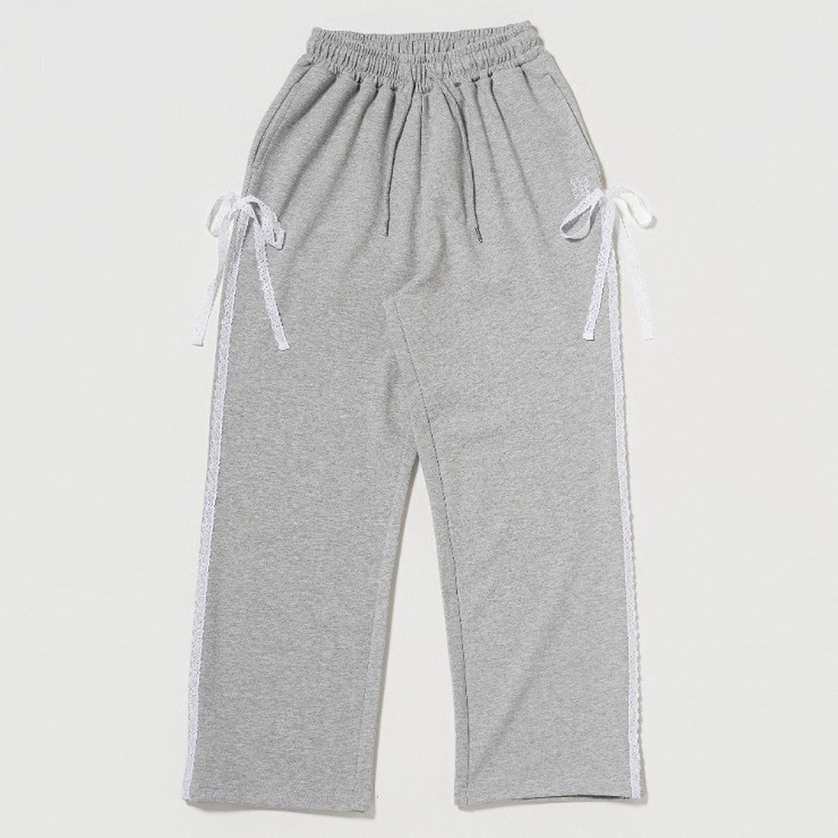 しまむらのスウェットワイドパンツ（福本大晴）