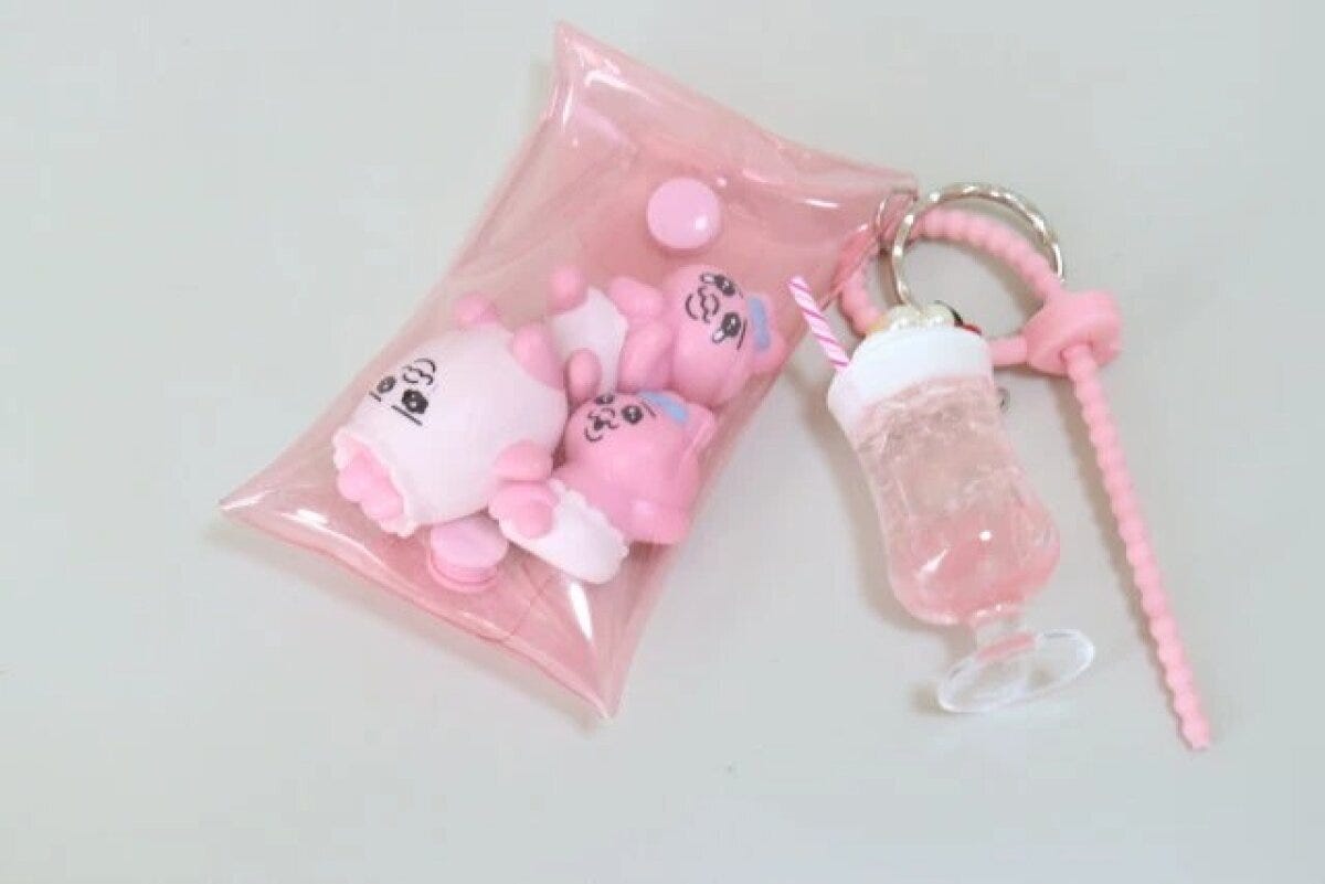 ダイソー　キーホルダー（アイスフロート、C）　使用例
