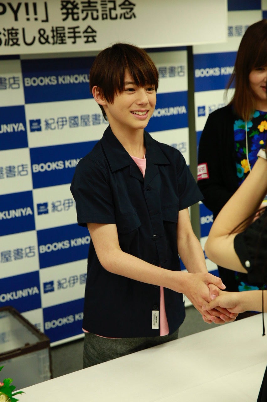 翔／お渡し＆握手会の様子（提供写真）