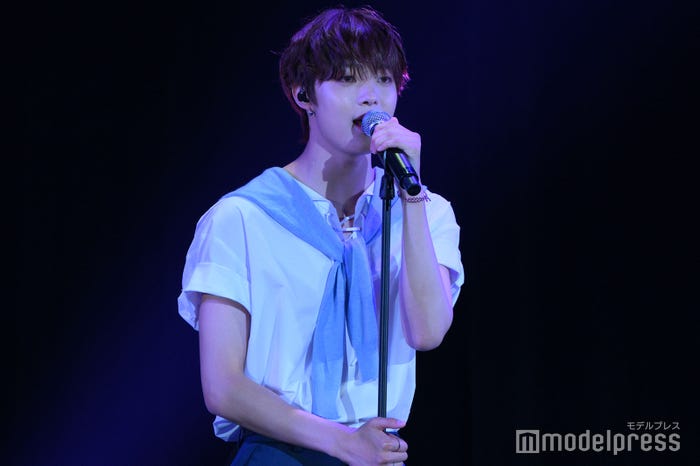 EJ(ウィジュ)(C)モデルプレス