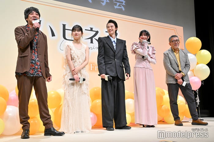 山崎まさよし、蒔田彩珠、窪塚愛流、橋本愛、篠原哲雄監督(C)モデルプレス