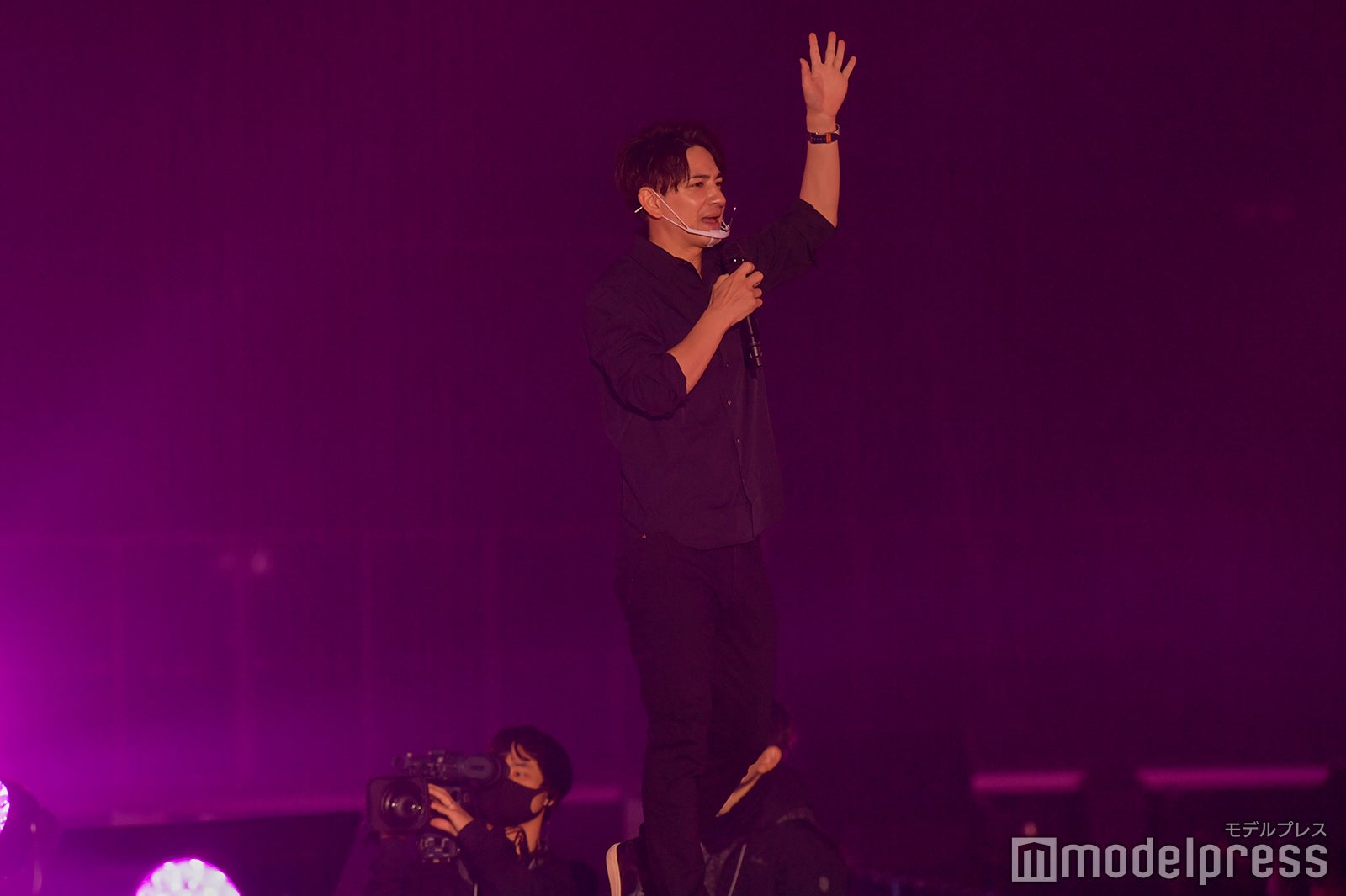 ニシキドアヤト （C）モデルプレス