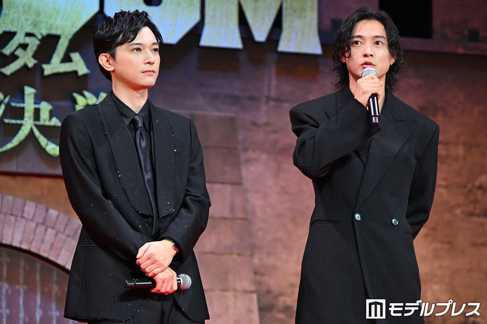 吉沢亮、山崎賢人（C）モデルプレス