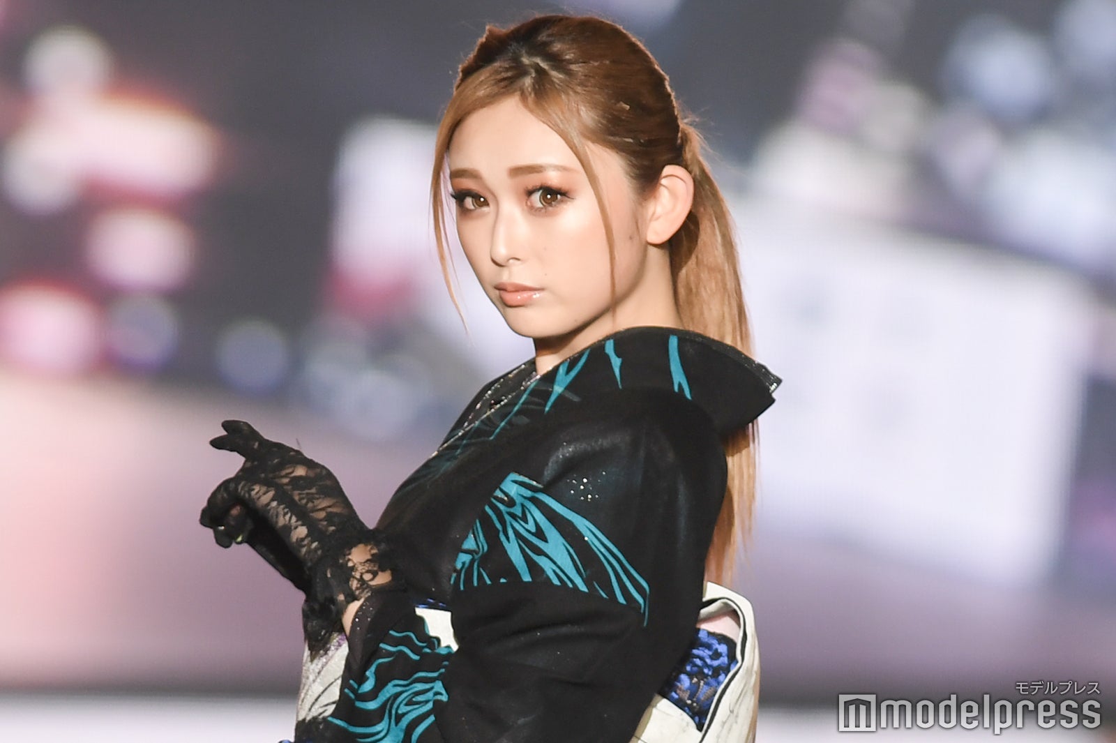 ゆうちゃみ、艶やか着物で雰囲気ガラリ＜関コレ2021A／W＞