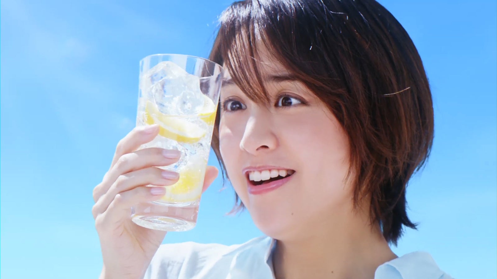 山本美月新CM（提供画像）