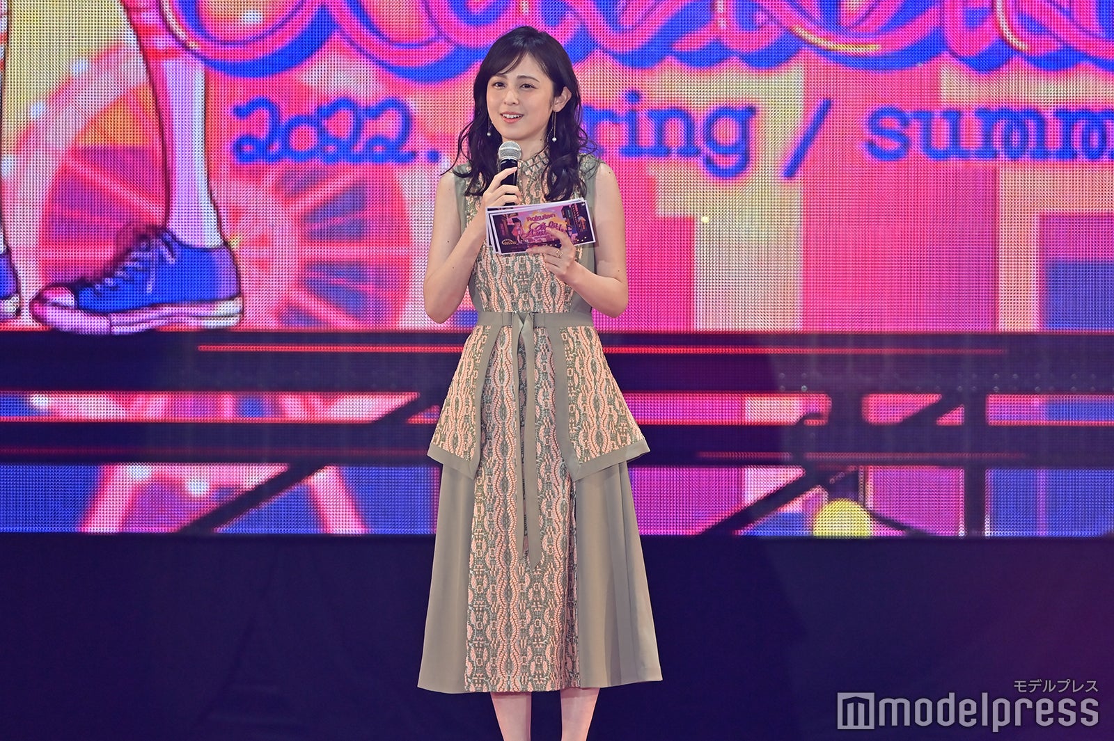 （C）モデルプレス