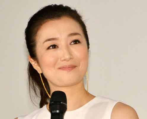 鈴木京香、結婚報道後初の公の場