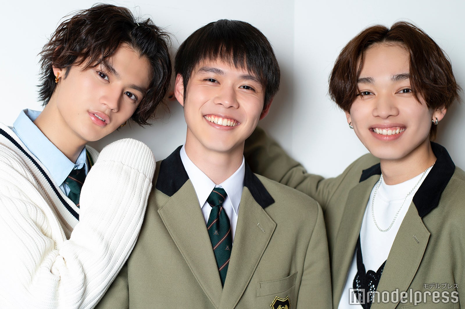 モデルプレスのインタビューに応じた藤原大祐、細田佳央太、宮世琉弥（C）モデルプレス