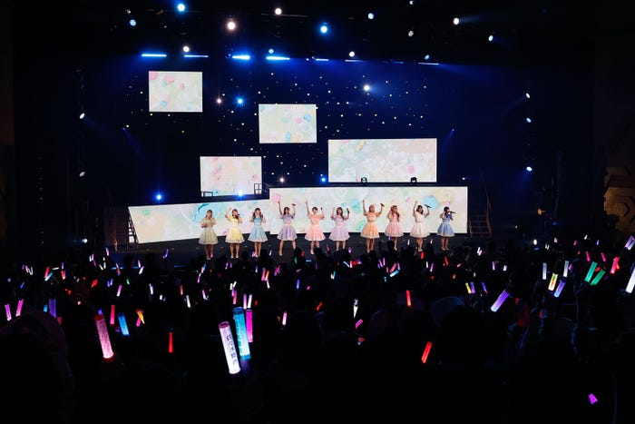 =LOVE「部活中に目が合うなって思ってたんだ」/全国ツアー「Today is your Trigger」福岡公演より(提供写真)