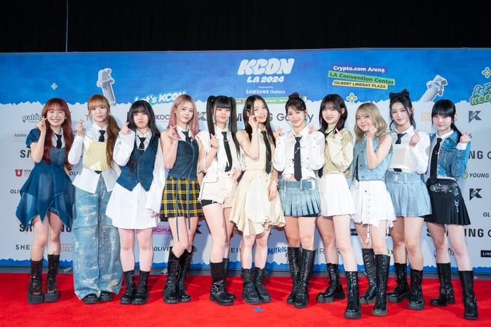 ME:I「KCON LA 2024 M COUNTDOWN」レッドカーペットDAY2(C)CJ ENM Co., Ltd, All Rights Reserved