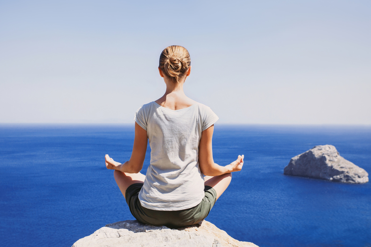 疲労回復!五感を磨くヨガ~聴覚~