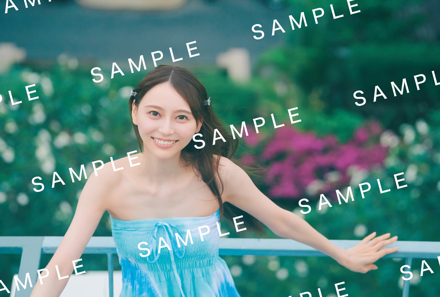 弓木奈於 1st写真集特典ポストカード：くまざわ書店／撮影：三瓶康友／ワン・パブリッシング
