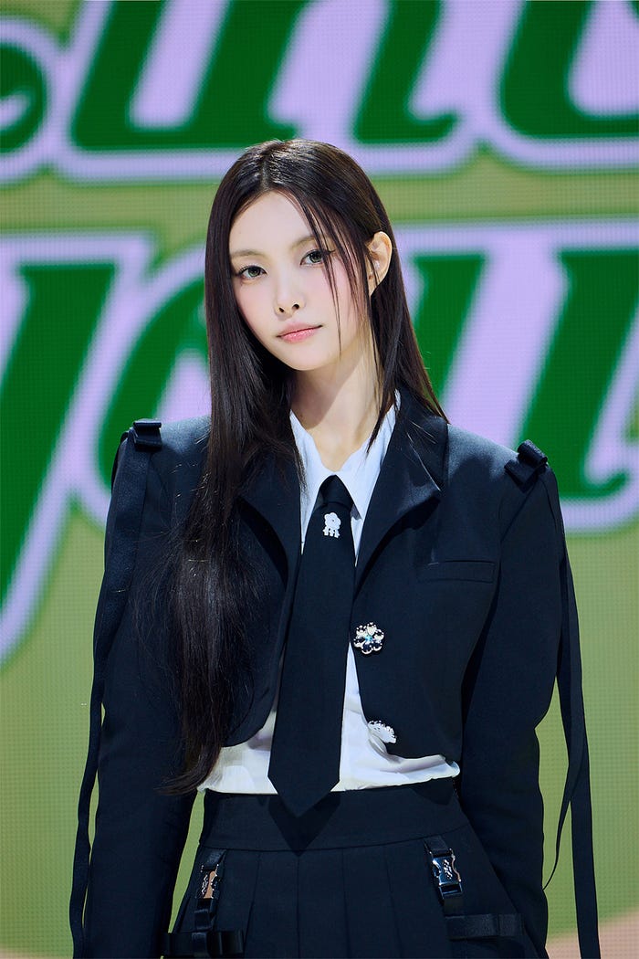 YUNAH(ユナ)(P)&(C) BELIFT LAB Inc.