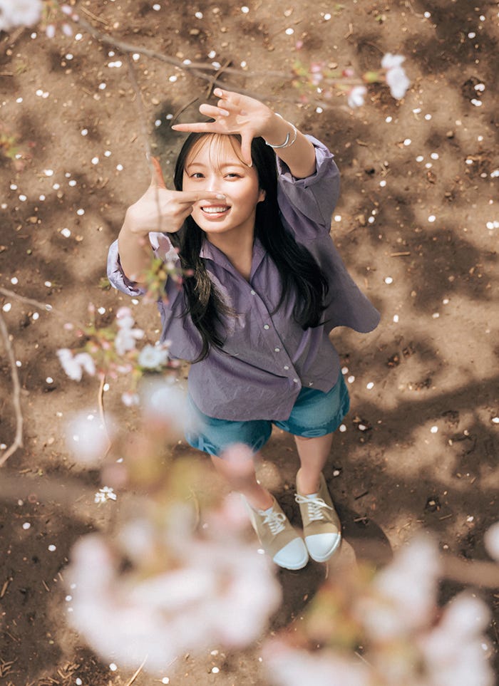 梅澤美波/撮影:前 康輔(画像提供:講談社)
