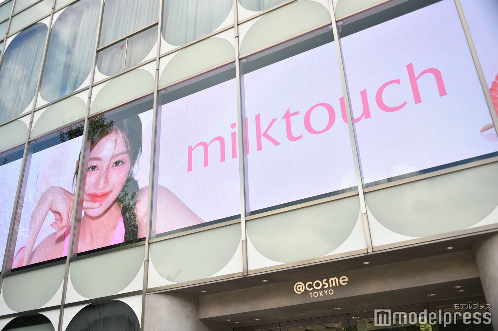 @cosme TOKYO入口の様子（C）モデルプレス